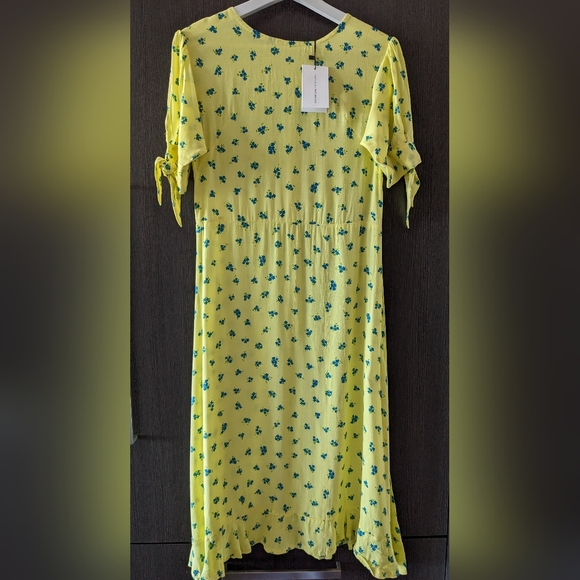 Faithfull the Brand Midi Dress - Picture 5 of 8